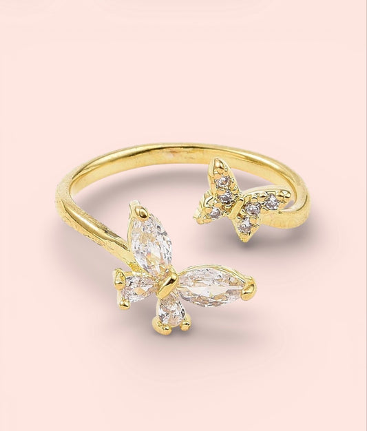 18K Gold Plated Silver Sparkle Butterfly adjustable ring!