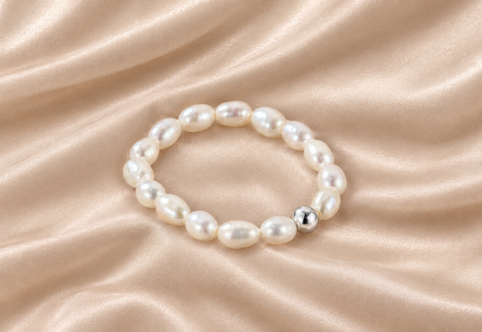 925 Sterling Silver Freshwater Pearl elasticated ring