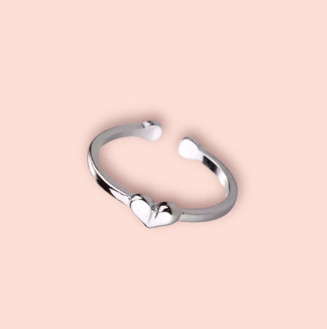 925 Sterling Silver Heart adjustable ring!